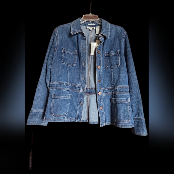 Jones Sport Jackets & Blazers - NWT! Jones Sport Women's Stretch Denim Jacket